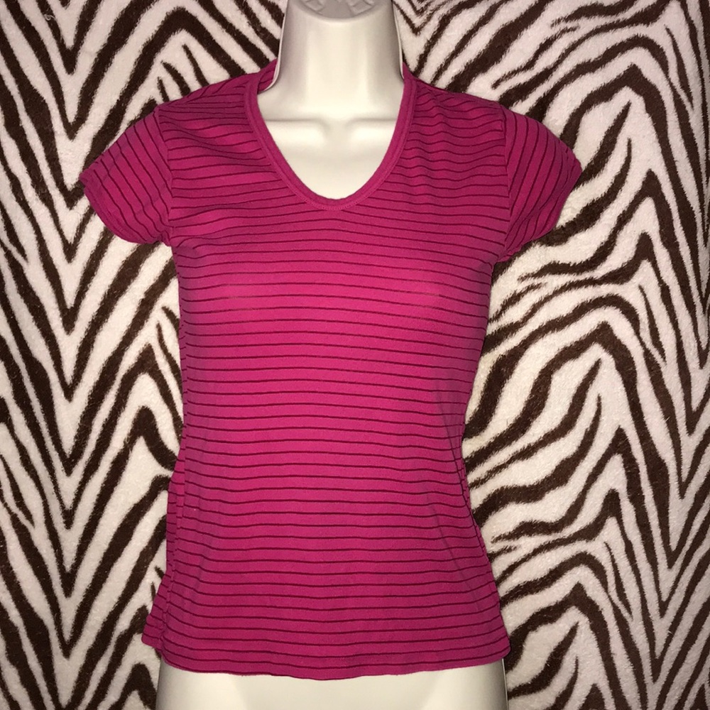 Hot Line Pink semi sheer tee small vintage 💕